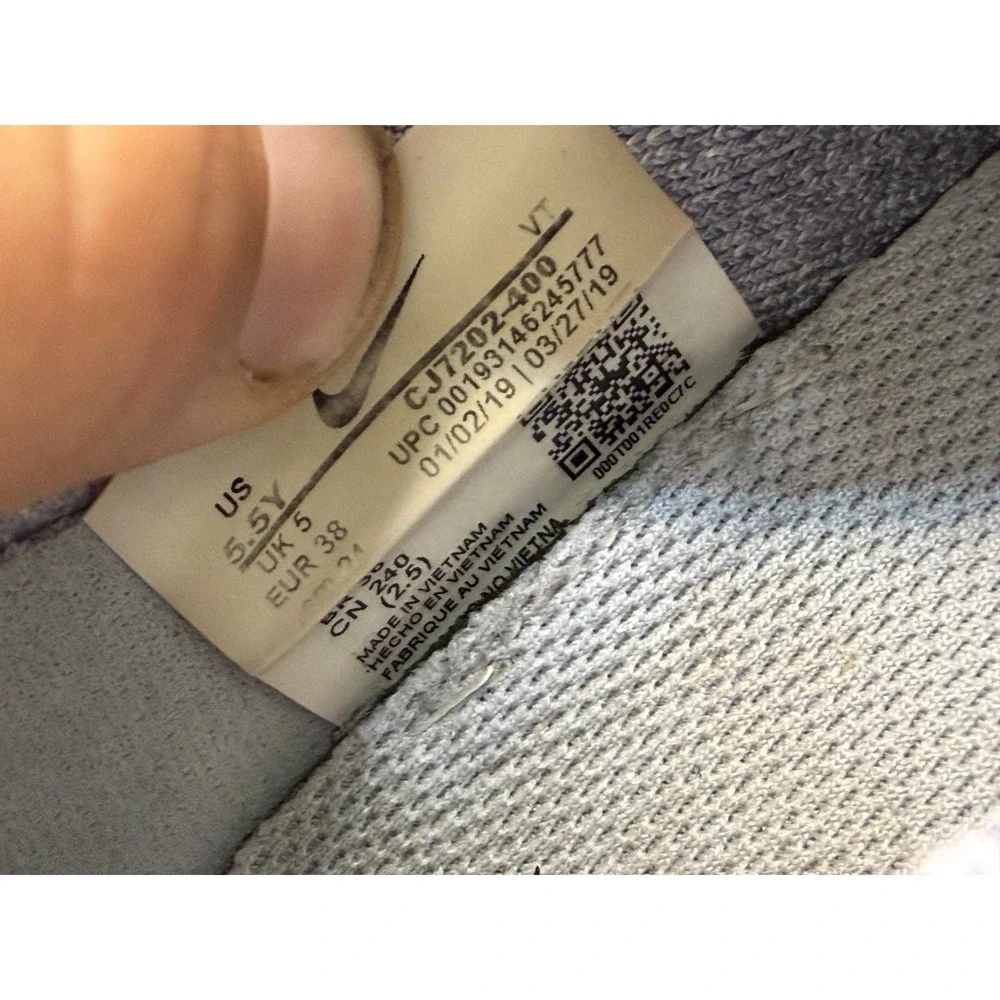 Size 5.5Y Nike Epic Phantom React Flyknit Indigo Fog Kids‎ Sneakers CJ7202-400